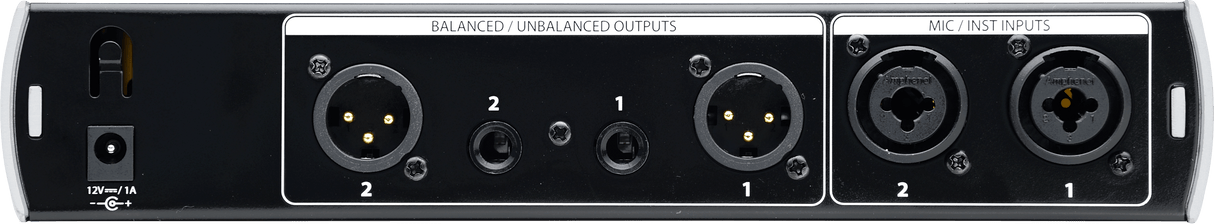 Preamplificador PreSonus BlueTube DP V2 vista posterior completa sobre fondo blanco