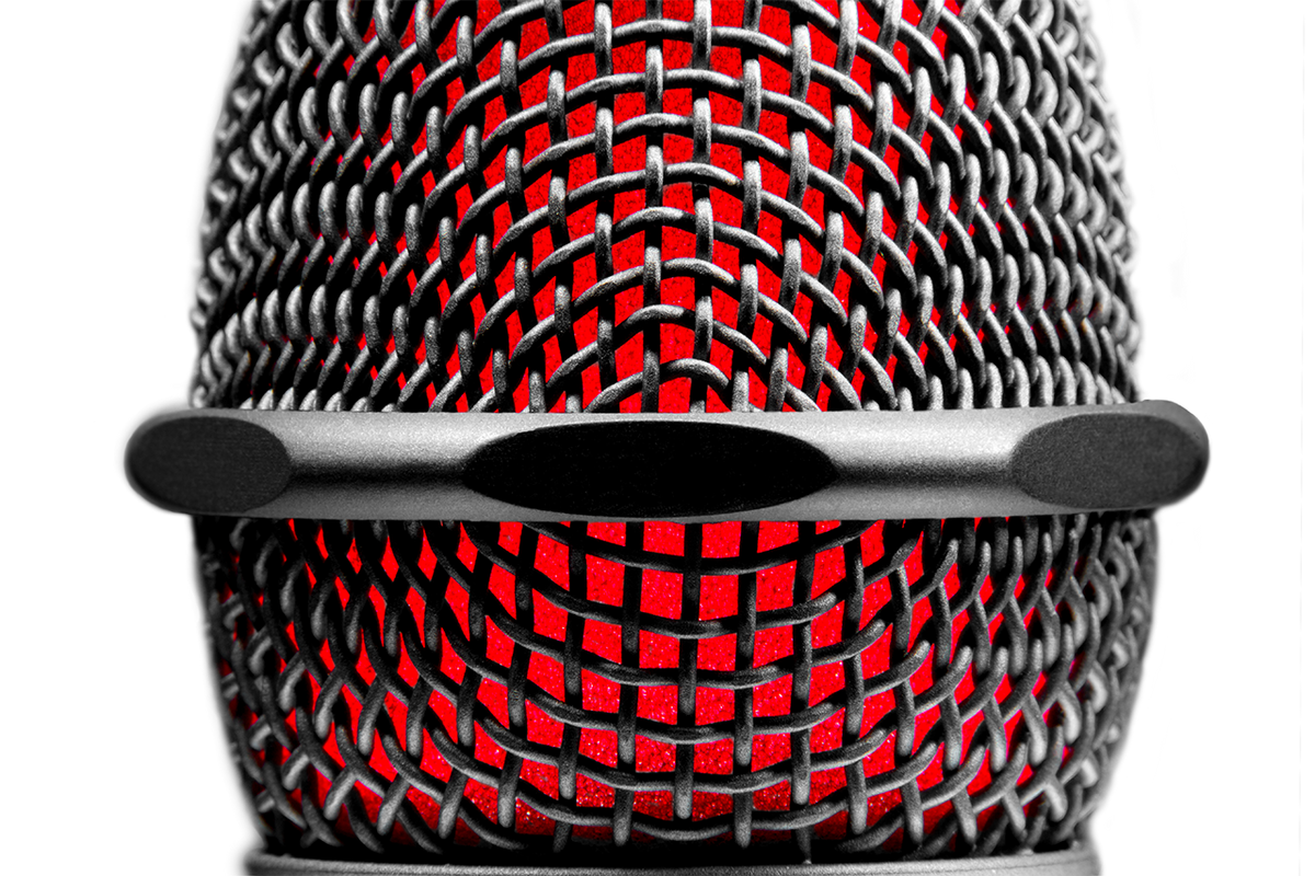 Micrófono dinámico vocal sE Electronics V7, detalle de la rejilla biselada