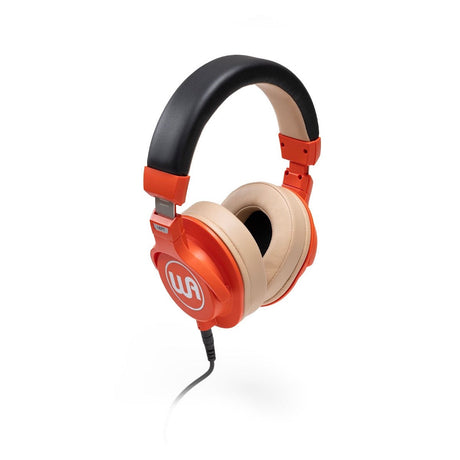Audífonos de estudio Warm Audio HeadRoom WA-HRO naranjas, vista diagonal