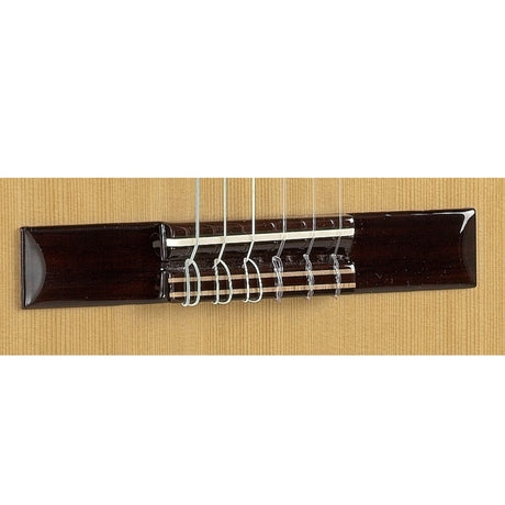 Guitarra Alhambra 2 C – detalle del puente