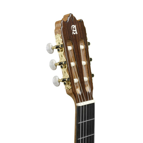 Guitarra Alhambra 4 P – detalle de la pala y clavijas