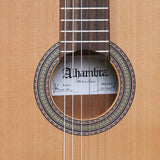 Guitarra Alhambra Z-Nature – detalle de la pala y clavijas