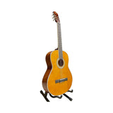 Guitarra acústica Ayson CL3930 naranja brillante en perspectiva sobre fondo blanco
