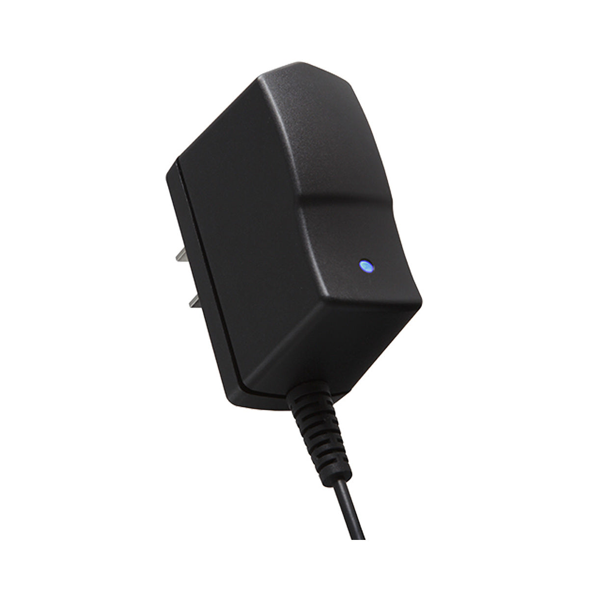 Adaptador de corriente BOSS PSA-120S, vista en ángulo con indicador LED