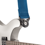 Correa D'Addario PWSAL402 instalada en guitarra