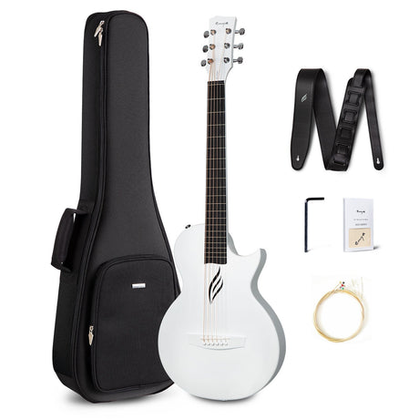 Guitarra Enya Nova Go Graceful White con funda y accesorios
