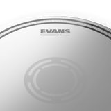 Detalle del parche Evans EC Reverse Dot Coated B14ECSRD