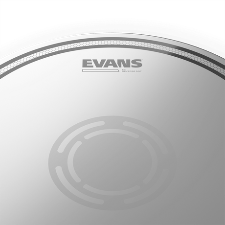Detalle del parche Evans EC Reverse Dot Coated B14ECSRD