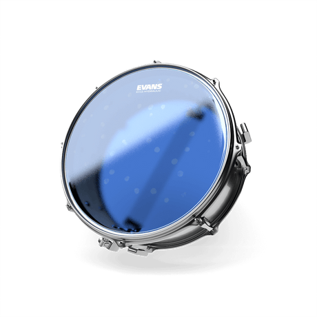 Parche Evans Hydraulic Blue Coated B14HB instalado en redoblante