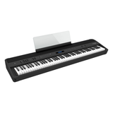 Roland FP-90X negro en vista frontal de tres cuartos