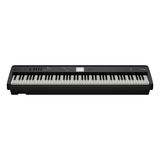 Roland FP-E50 en vista frontal completa