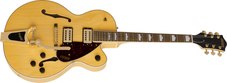 Guitarra eléctrica Gretsch G2410TG Streamliner Village Amber, ángulo frontal derecho