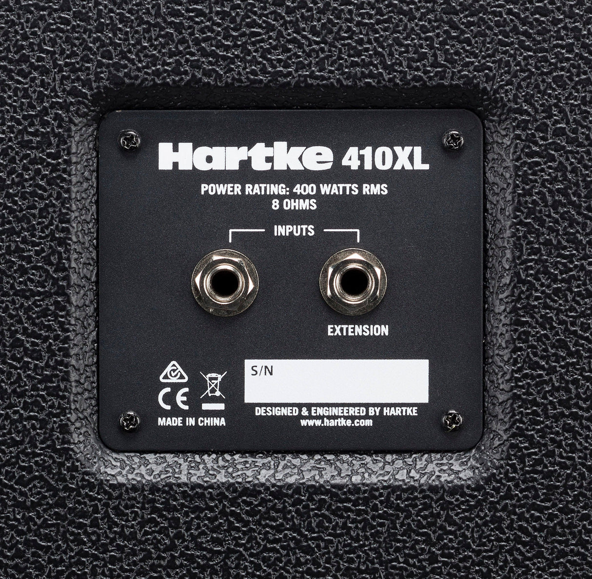 Panel de conexiones trasero de la cabina Hartke 410XL V2, 400 W RMS a 8 ohmios