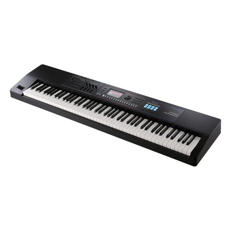 Roland JUNO-D8 en vista frontal de tres cuartos