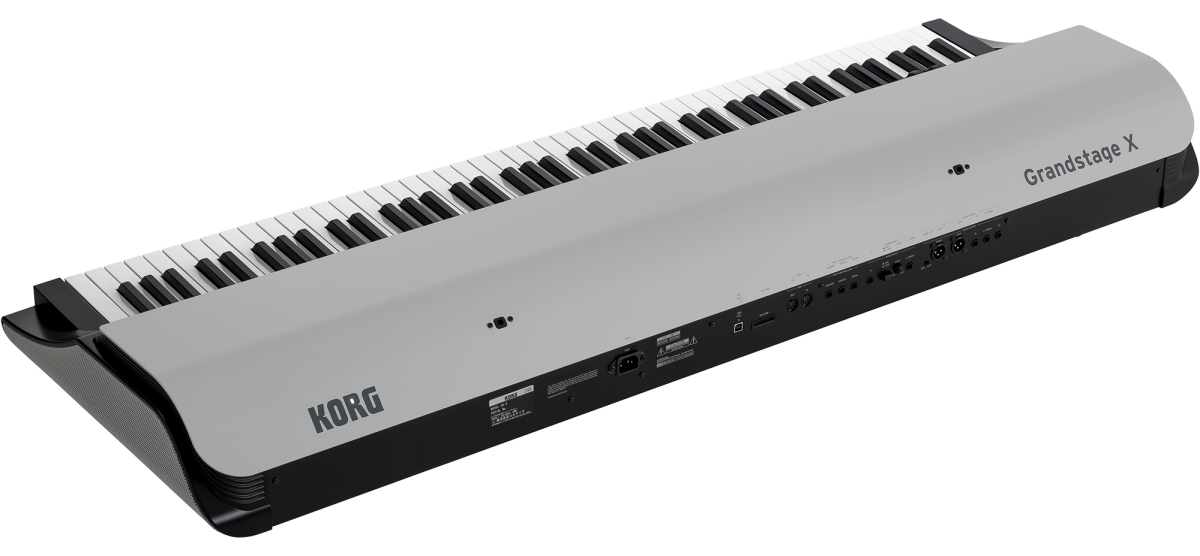 KORG Grandstage X panel y conexiones para escenario