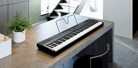KORG Liano L1 piano digital negro de 88 teclas, vista frontal