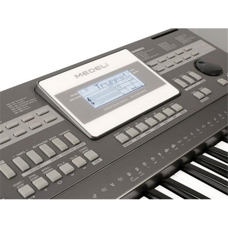 Teclado Medeli A100 gris, detalle del panel y la pantalla