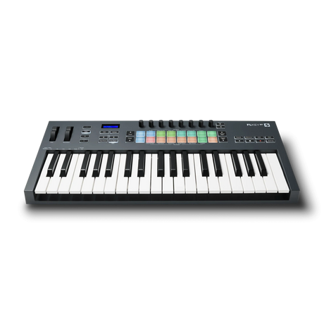 Controlador MIDI Novation FLkey 37 MK1 en vista frontal elevada
