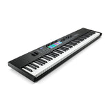 Novation Launchkey 88 MK3, vista lateral izquierda