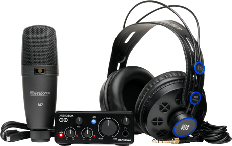 Combo de grabación PreSonus AudioBox GO Creator completo sobre fondo blanco
