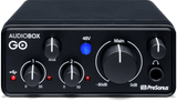 Interfaz PreSonus AudioBox GO del combo sobre fondo blanco