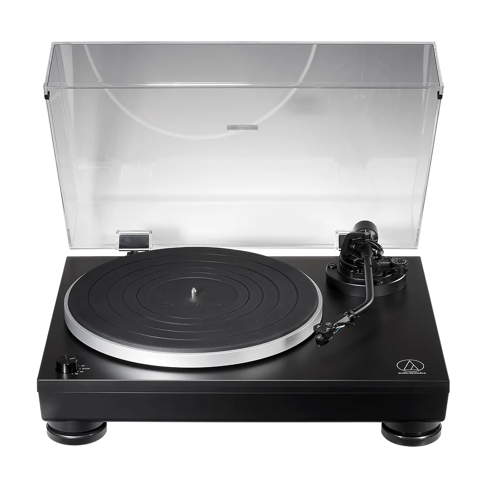 Tocadisco Tornamesa AudioTechnica AT LP5X de Tracción Directa vista oficial completa sobre fondo limpio