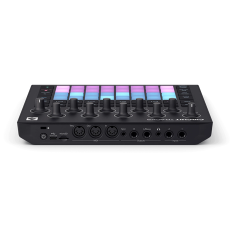 Novation Circuit Tracks vista posterior elevada