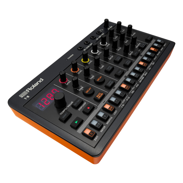 Caja de ritmos Roland AIRA Compact T-8, vista frontal de tres cuartos
