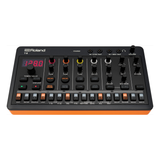 Caja de ritmos Roland AIRA Compact T-8 en vista angular superior