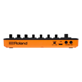 Caja de ritmos Roland AIRA Compact T-8 vista desde la parte posterior