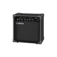 Amplificador para guitarra Yamaha GA15II, producto completo sobre fondo blanco
