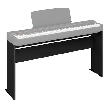 Soporte Yamaha L-200B negro instalado con piano digital P-225B sobre fondo blanco