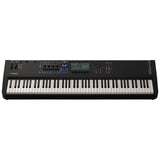 Yamaha MODX M8 en vista superior frontal sobre fondo blanco