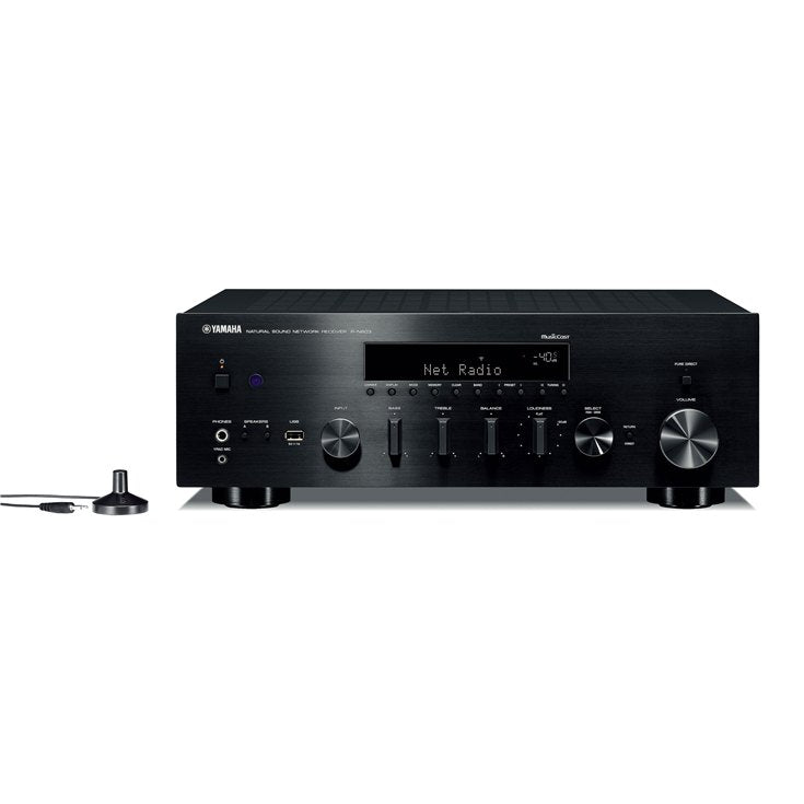 Receptor de red Yamaha R-N803 negro con micrófono YPAO, vista frontal completa sobre fondo blanco