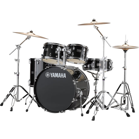 Batería Acústica Yamaha Ryden Negro, batería completa sobre fondo blanco