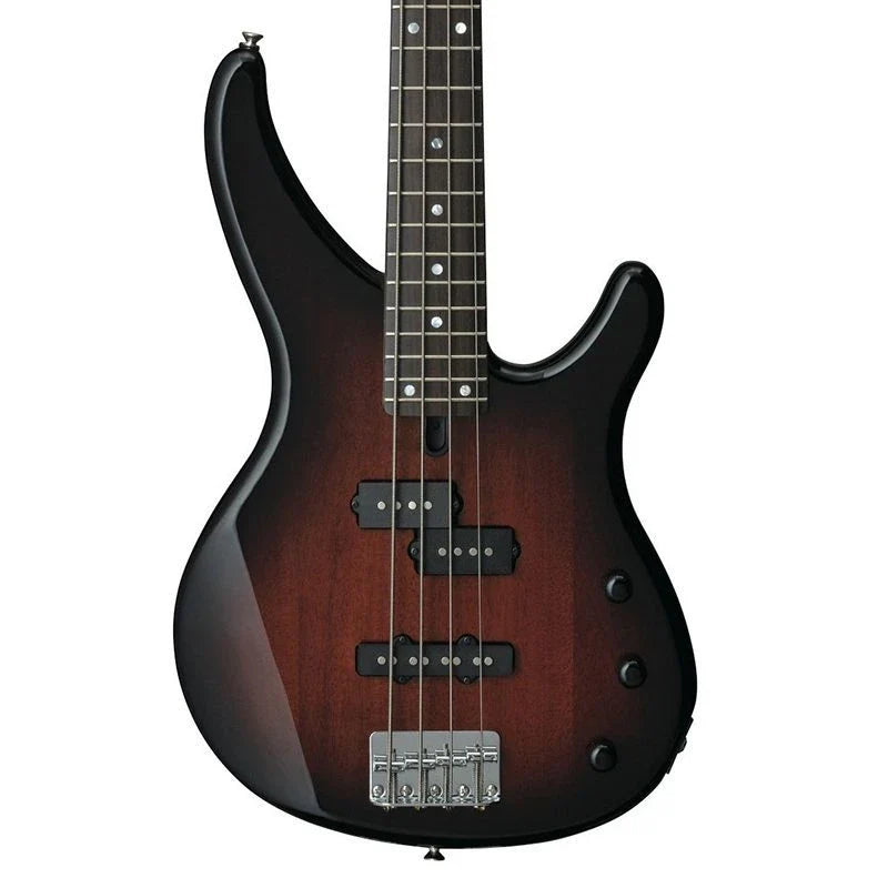 Detalle frontal del cuerpo del bajo Yamaha TRBX174 Old Violin Sunburst sobre fondo blanco