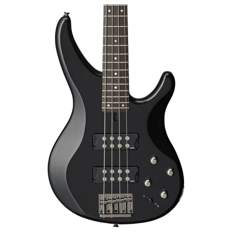 Detalle frontal del cuerpo del bajo Yamaha TRBX304 negro sobre fondo blanco